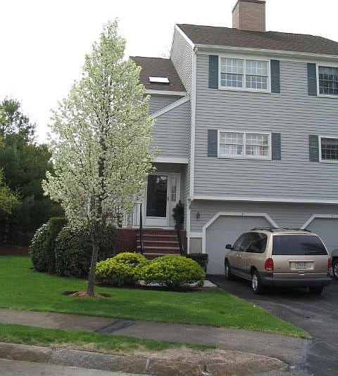 1st image of 3 Olde Village Dr