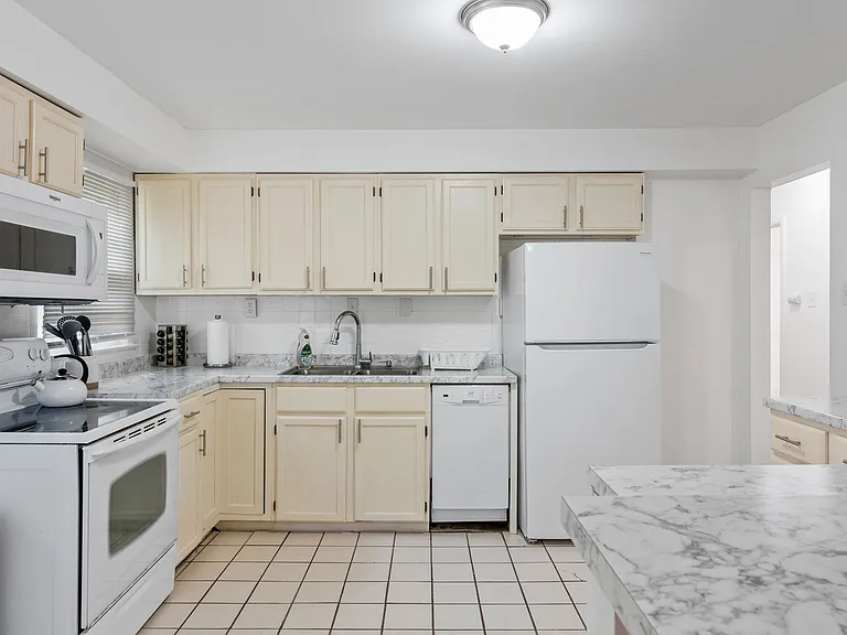 65 Saint Virgil Ln — Photo 15