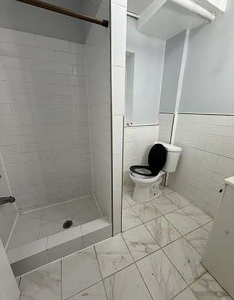 2nd image of 1 Cliff St APT 1