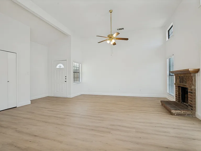 4605 Horizon Dr — Photo 7