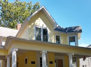 504 S 4th St, Watseka, IL 60970