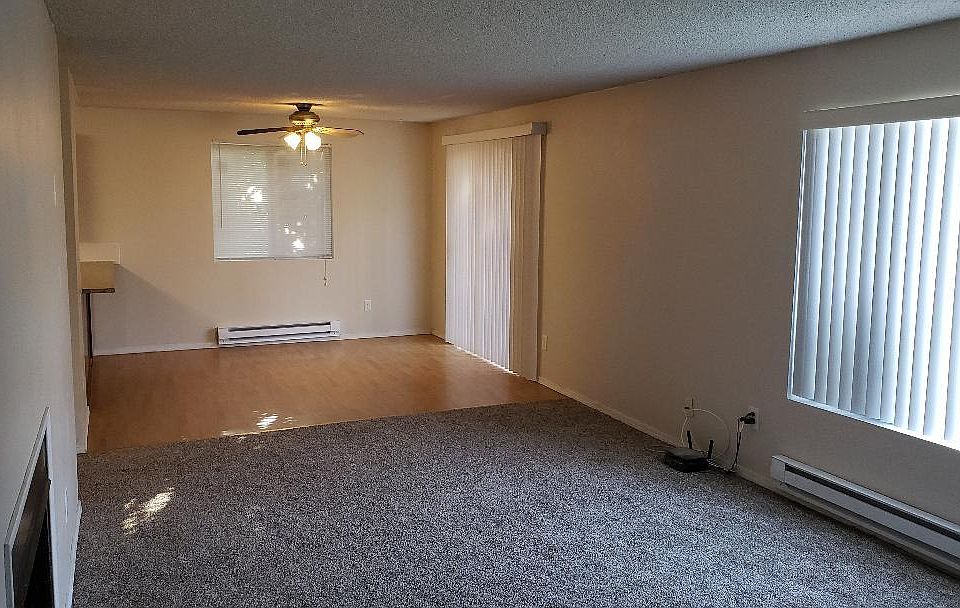 1st image of 1105 Portland Ave Unit I