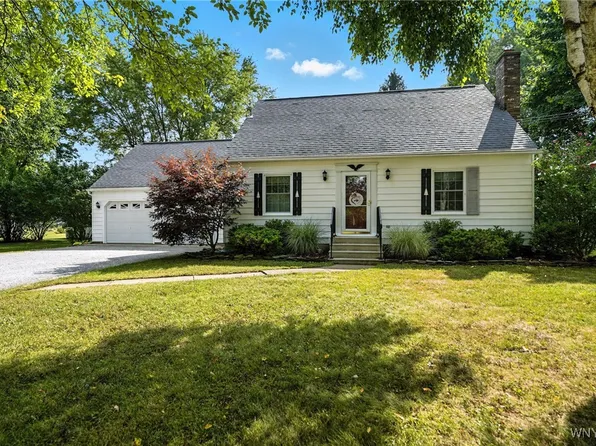 2677 Peters Corners Rd, Alden, NY 14004