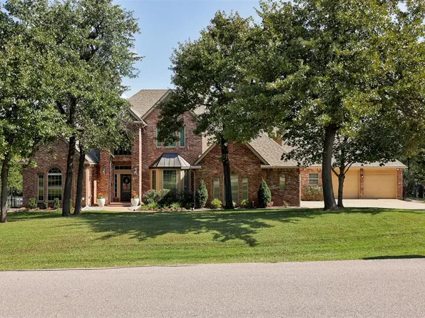 5700 Georgetowne Rd, Edmond, OK 73034