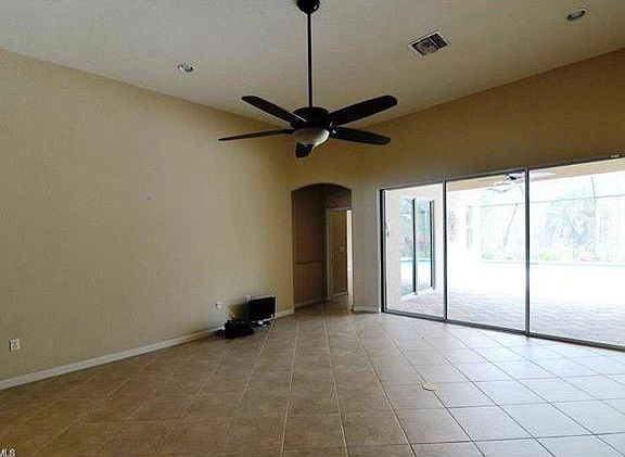 5th image of 8000 Princeton Dr