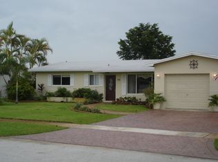 11520 NW 19th Ct, Pembroke Pines, FL 33026