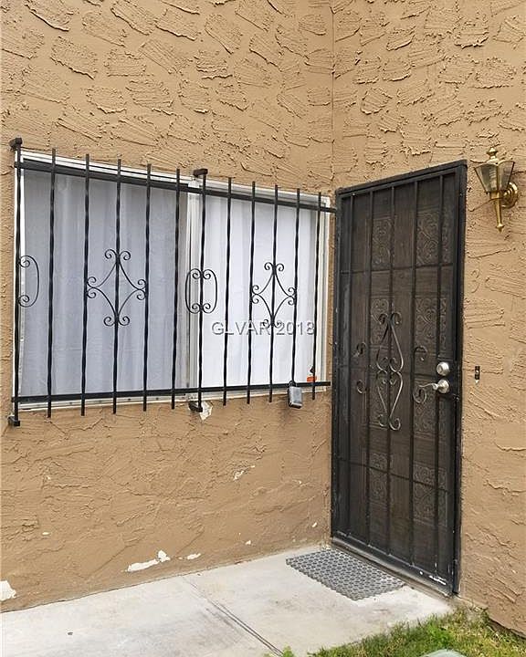 1st image of 4615 Monterey Cir Unit 3