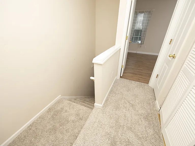 327 Orchard Park Dr — Photo 18