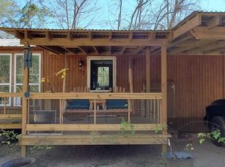 17 Arlena Ln, Poplarville, MS 39470