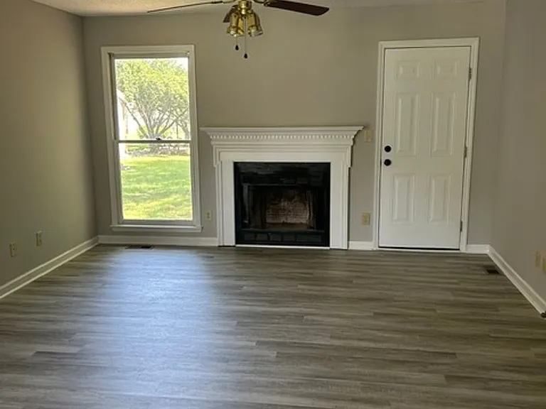 2807 Highway 41A S — Photo 3