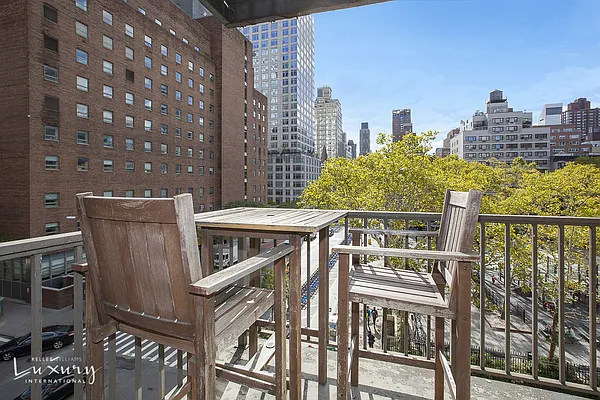 Rented by Keller Williams NYC | media 4
