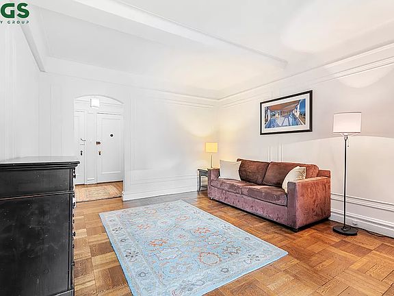 4th image of 107 W 86th St #14E