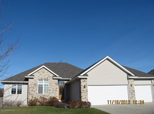 1390 Jadden Ln SE, Owatonna, MN 55060