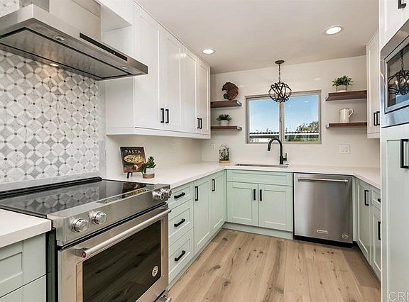 3rd image of 640 W Solana Cir Unit 23