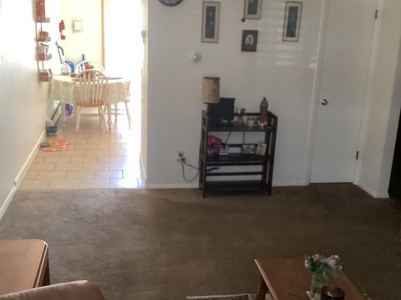 4th image of 2702 9th Ave #4