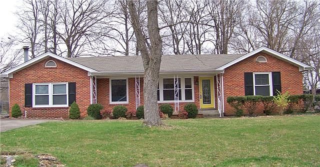 1st image of 429 Gaylewood Dr