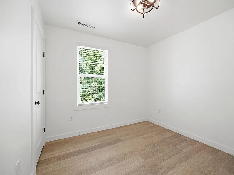 2811 Wilcox Pl — Photo 21