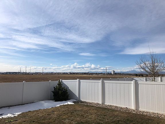 3rd image of 676 Dakota Way
