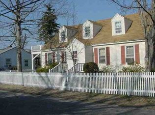 201 NE Uppowoc Ave, Manteo, NC 27954