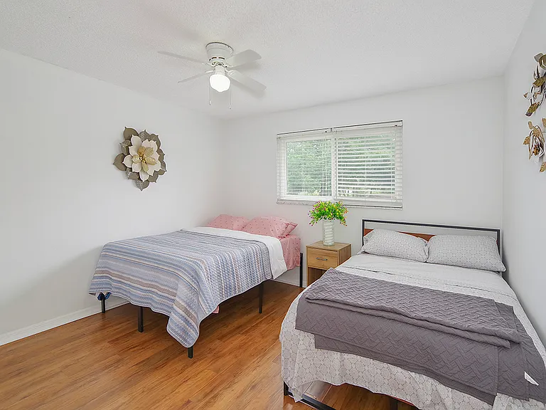 8318 Palma Vista Ln — Photo 37