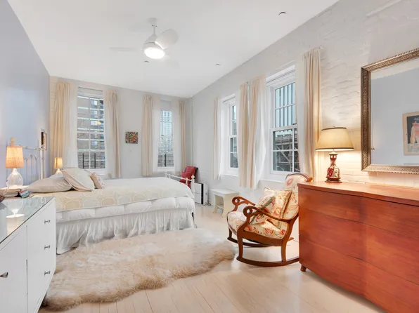 330 Pearl Street image 6 of 13