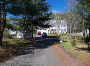 20 Mayflower Ridge Dr, Wareham, MA 02571