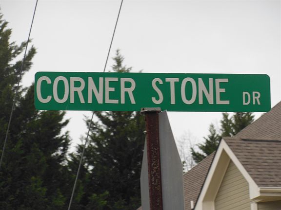 5th image of 460 Cornerstone Dr