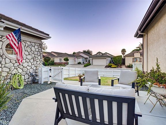 5th image of 519 Starlight Ln