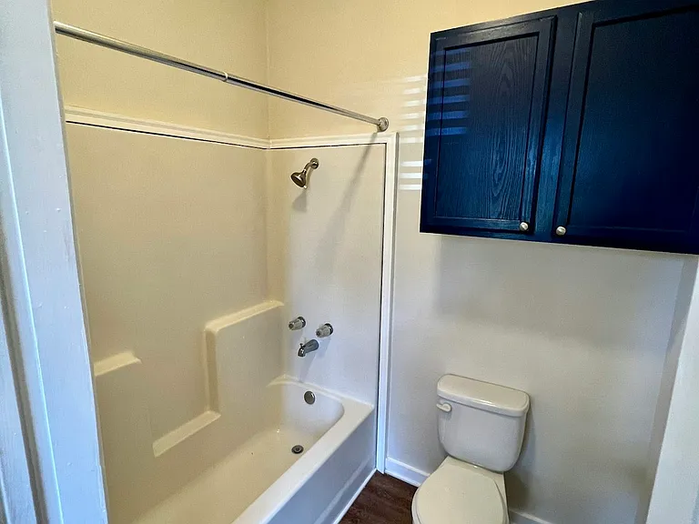 814 N Congress St #2 — Photo 6