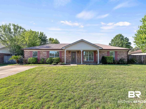 21761 Kelsey Dr, Robertsdale, AL 36567