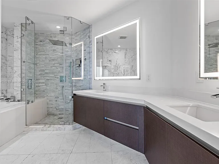 851 NE 1st Ave #1506 — Photo 26