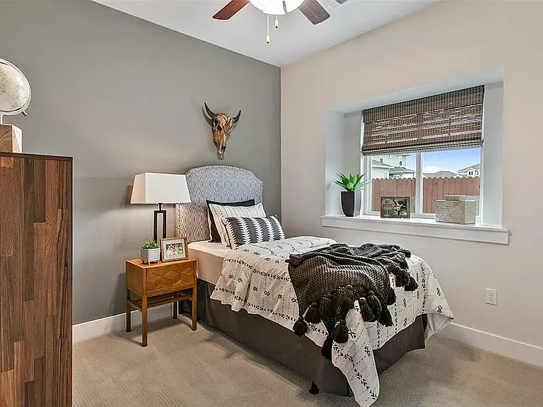 10212 Laurie Ln #0 — Photo 11