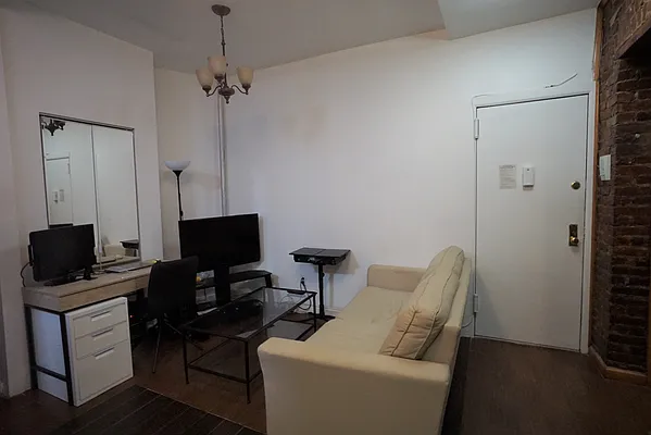 Rented by Best Apartments North Inc | media 22