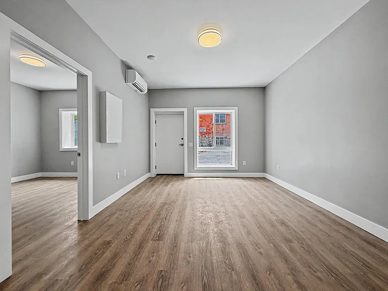 199 Pine St #4 — Photo 7