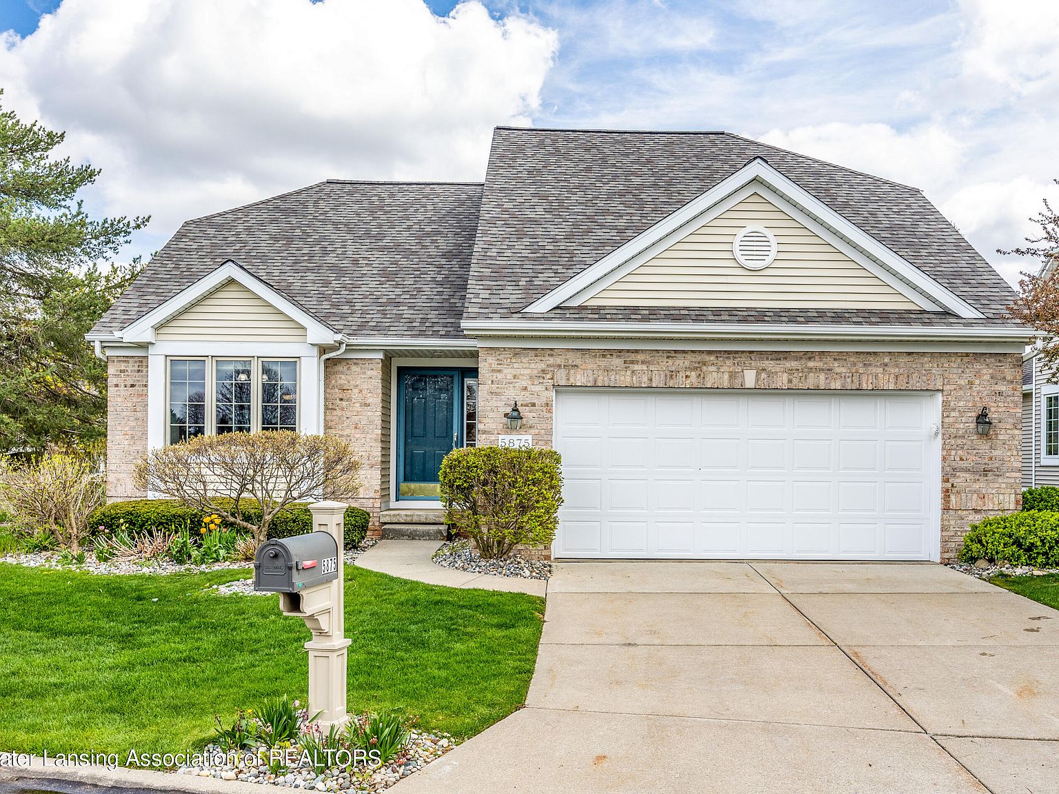 5875 Vienna Way 121, Lansing, MI 48917 Zillow