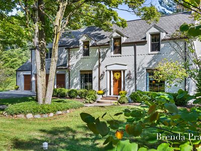 262 Gracewood Dr SE, East Grand Rapids, MI, 49506