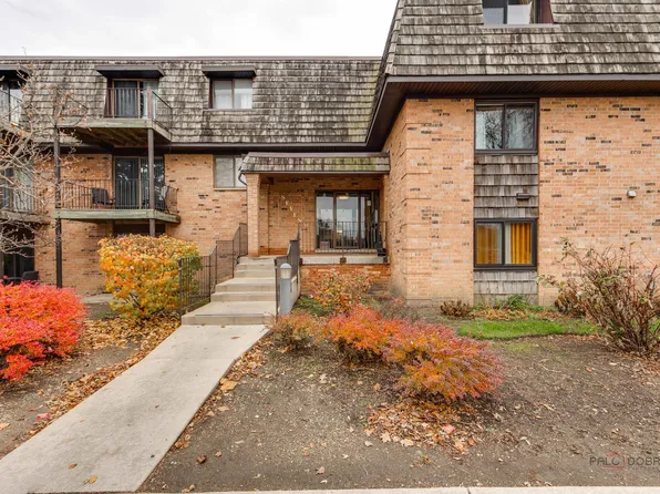 7 Oak Creek Dr APT 3703, Buffalo Grove, IL 60089