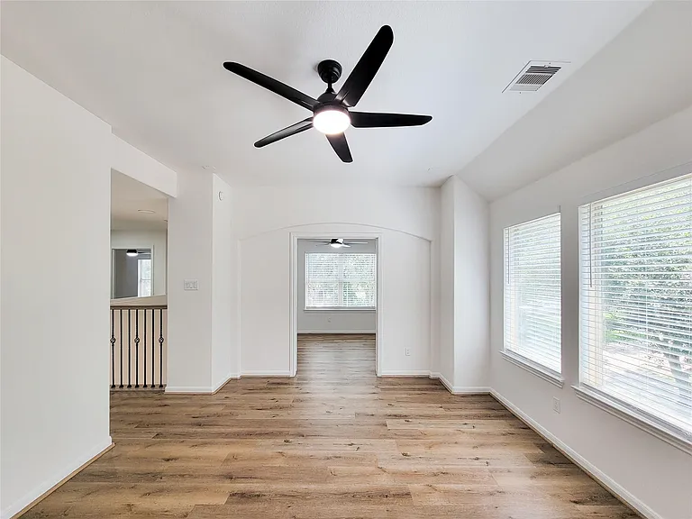 2814 Bay Springs View Ct — Photo 35