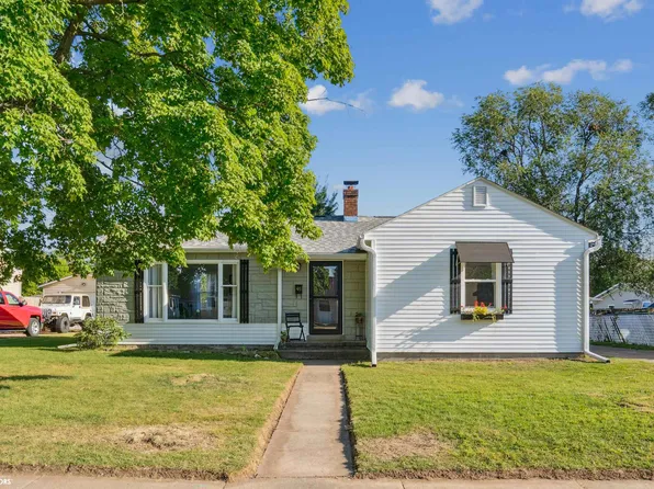 45 Richards Dr, Fort Madison, IA 52627