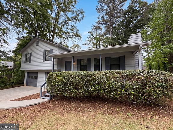 3rd image of 3193 Pinto Dr