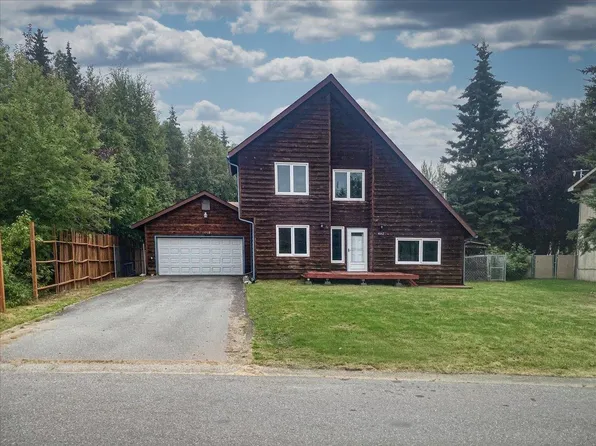 4662 Princeton Dr, Fairbanks, AK 99709