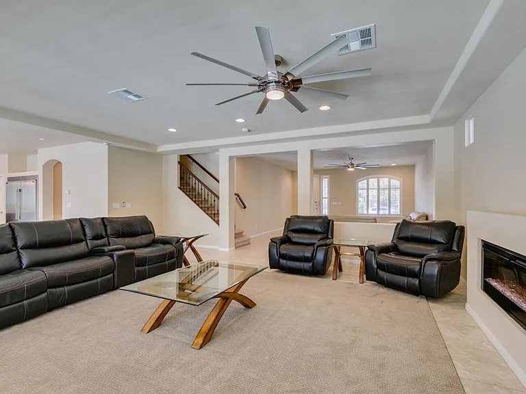 9766 Cadence Creek Ct — Photo 22
