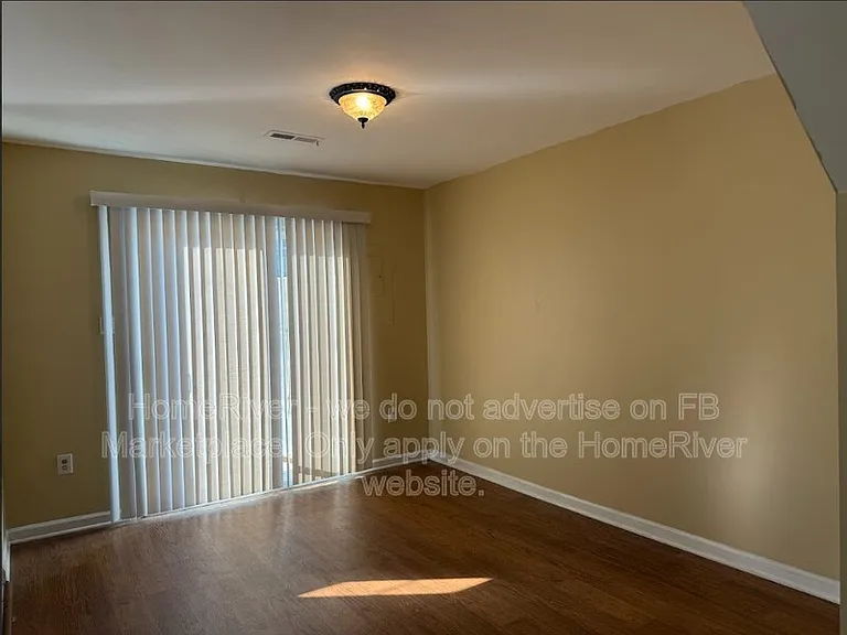3629 McDowell Ct — Photo 6