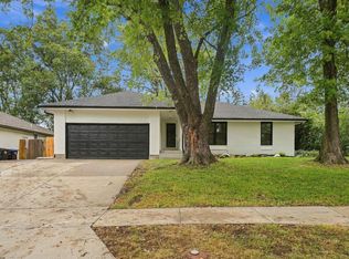3712 SW 34th St, Topeka, KS 66614
