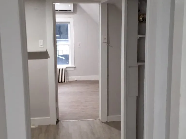 275 Chestnut St #3 — Photo 8
