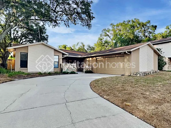 2302 Windsor Oaks Ave, Lutz, FL 33549