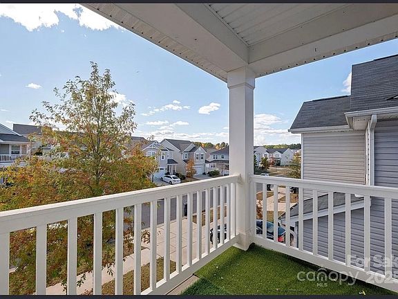 4th image of 14027 Ridgewater Way