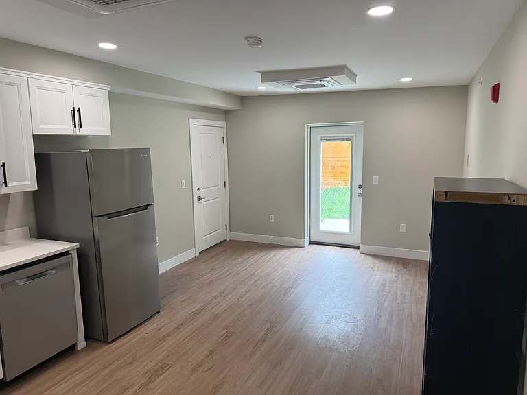 1910 Springfield Rd #209 — Photo 3