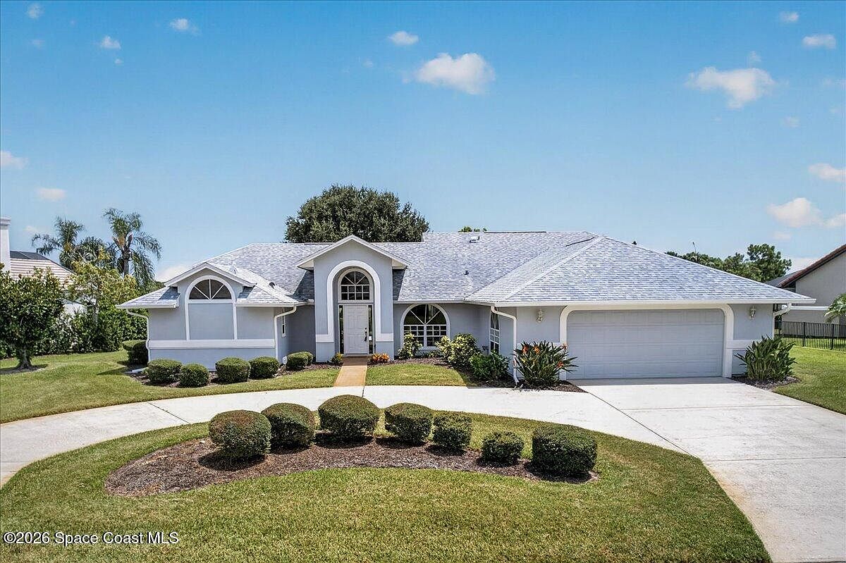 569 Spring Lake Dr — Suntree Country Club