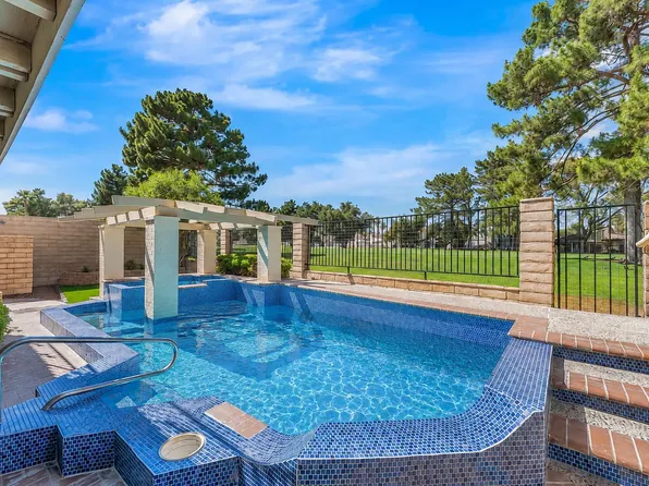 976 Pinehurst Dr, Las Vegas, NV 89109